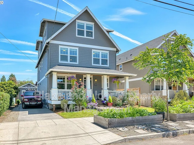 Photo - 3938 NE 66th Ave