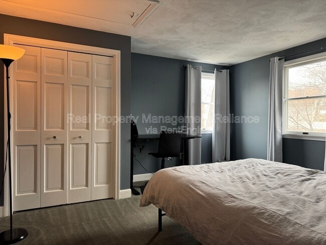 Photo - 14 Ravenna Ave