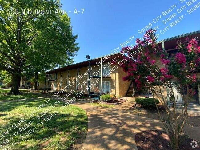 Building Photo - Available NOW! 1 Bed/1 Bath Condo Across F... Unit A-7