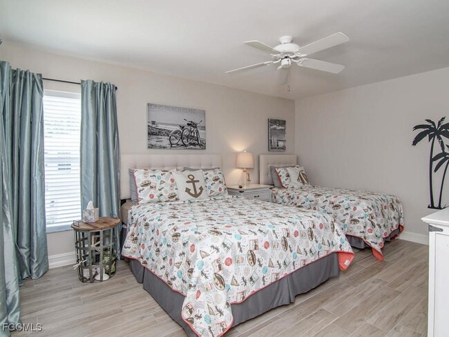 Photo - 945 Carrick Bend Cir Unidad 201
