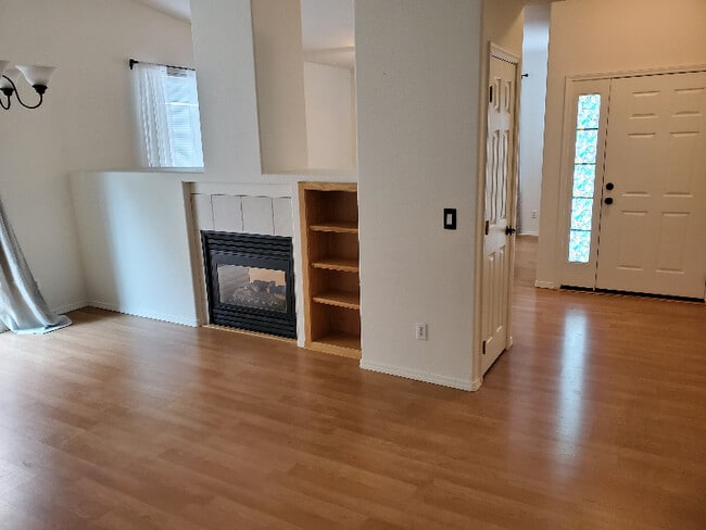 Photo - 155 Waterfall Rd