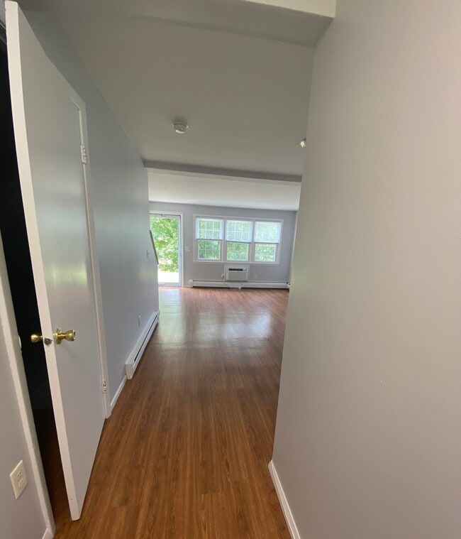 Photo - West Hill Apartments