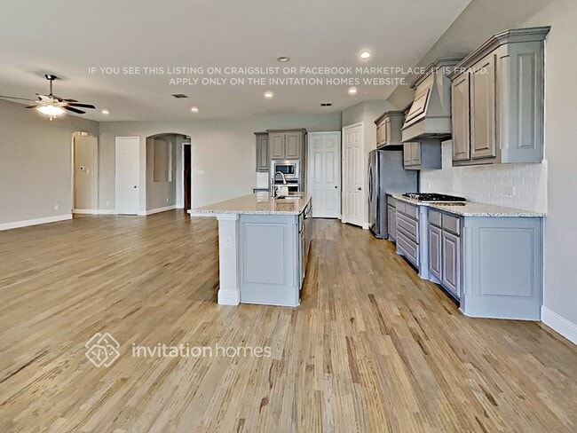 Photo - 15041 Belclaire Ave