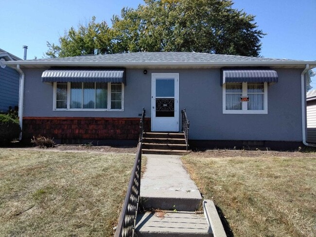 Building Photo - 804 7th Ave SE Rental