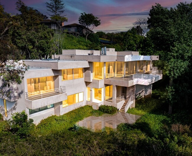 Photo - Private, Architect-Designed La Jolla Gem w/ Ocean View! MUST SEE!!!