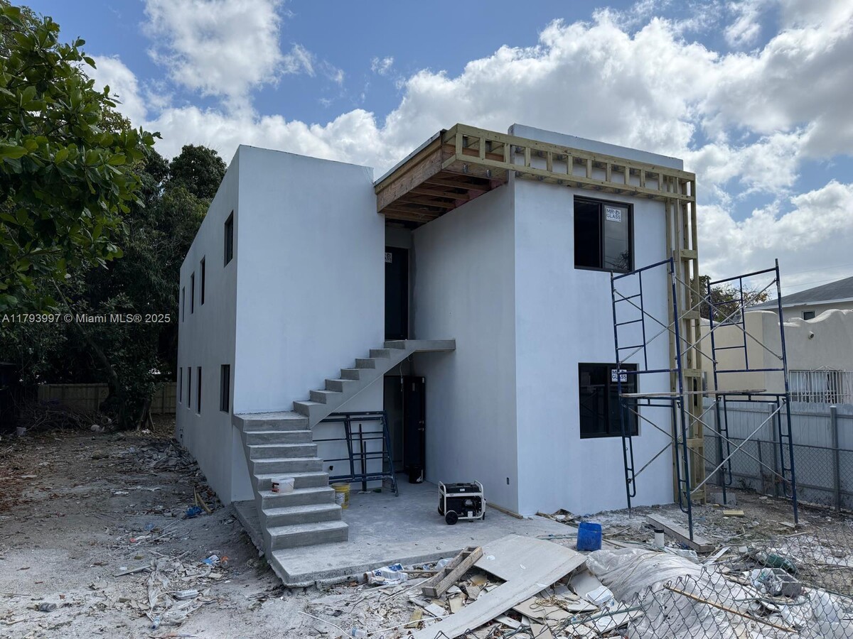 Photo - 1244 NW 32nd St Apartamento Unidad A