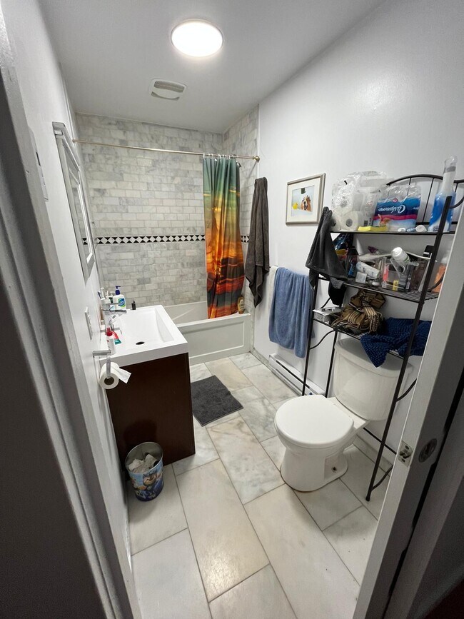 Photo - 3710 Av Coloniale