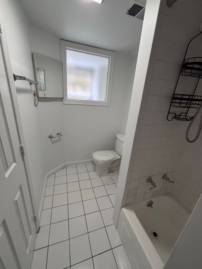 Photo - 3215 O St NW