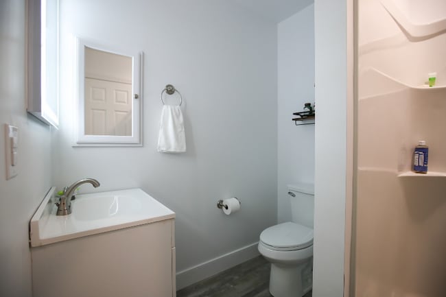 Photo - 164 S Winchester Ave