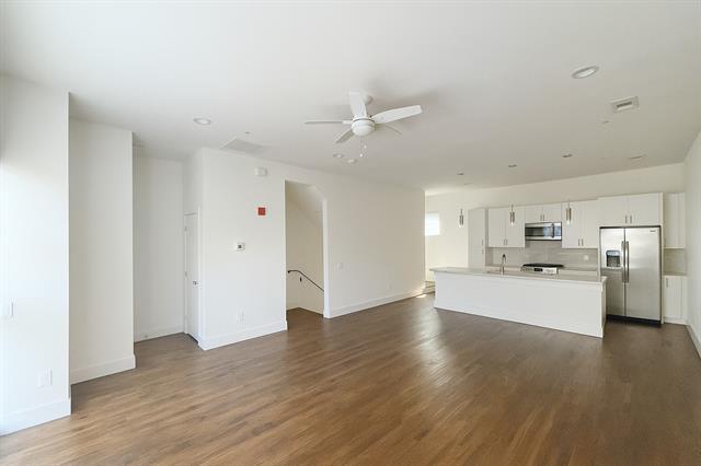 Photo - 1931 N Prairie Ave