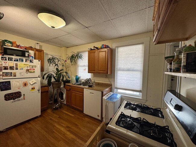 Photo - 197R Elm St Unit 1