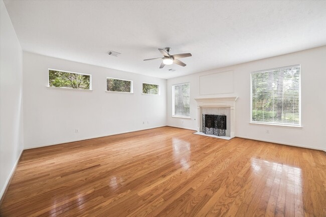 Building Photo - 7 Wrens Song Pl Rental