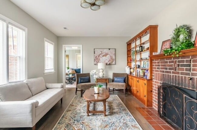 Photo - 124 Longstreet Ave