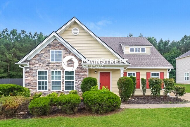 Building Photo - 4 Bedroom Pet-Friendly Home in Fairburn, GA with Main Street Renewal