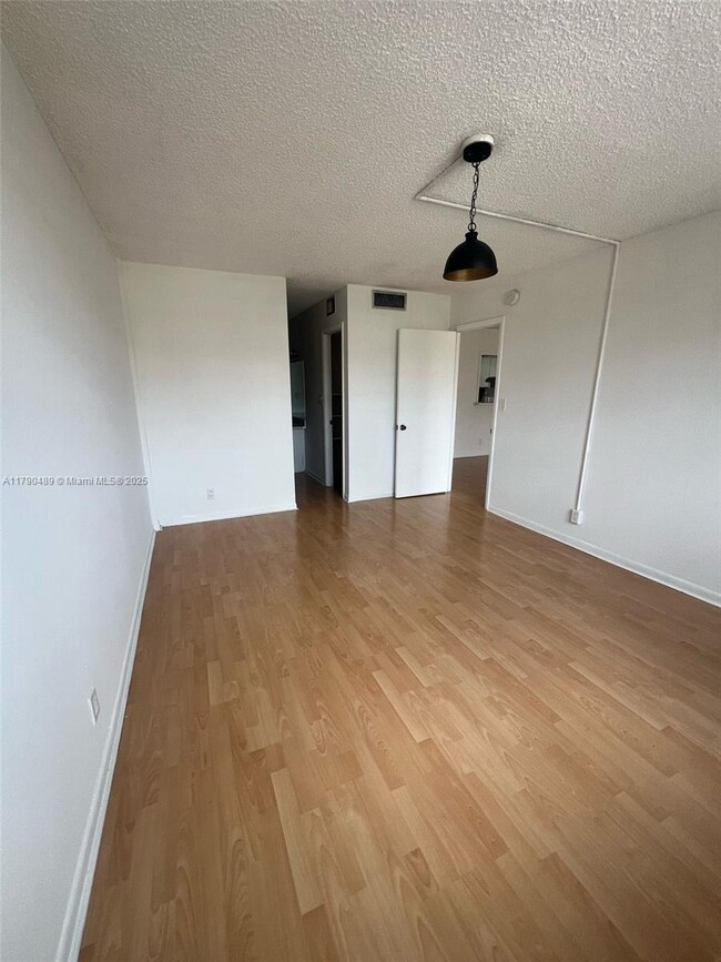 Photo - 410 NW 68th Ave Condo Unit 302