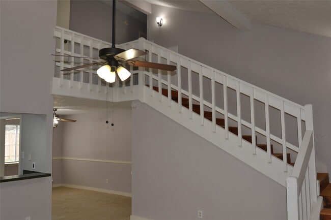 Photo - 12023 Woolford Dr