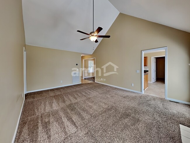 Photo - 115 Crenshaw Dr