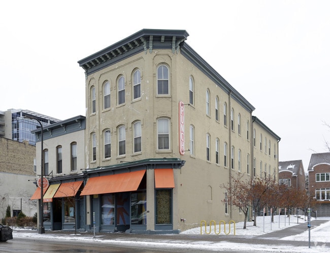 Building Photo - St Anthony Historic Rental