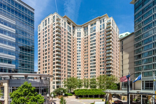 Photo - Continental Ballston