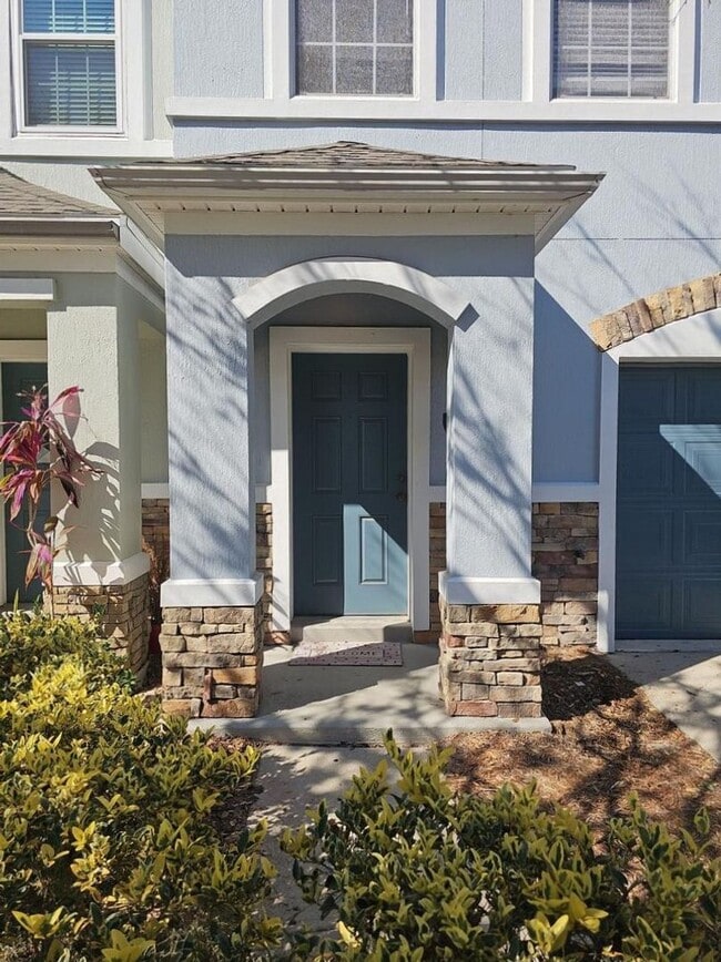 Building Photo - Lovely 2/2.5 in Bartram Park