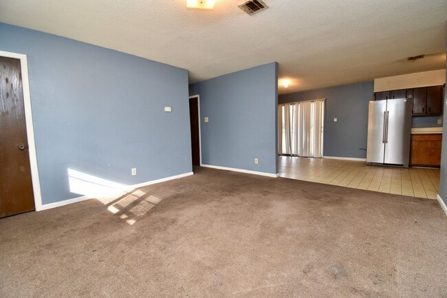 Photo - 3 Bed 1.5 Bath in Arcadia