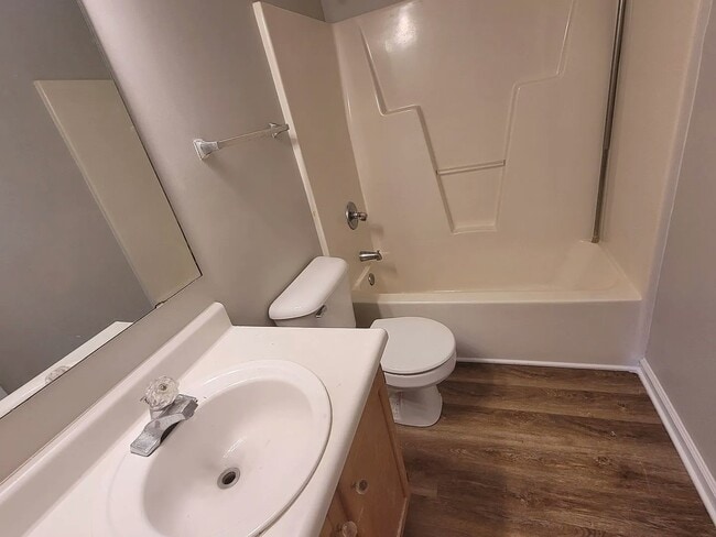 Photo - 317 Buckeye Dr