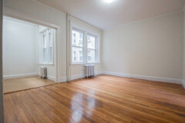 Photo - Spacious Fenway 1 Bed with Alcove | Renovated Eat-In Kitchen, Heat & Hot Water Included