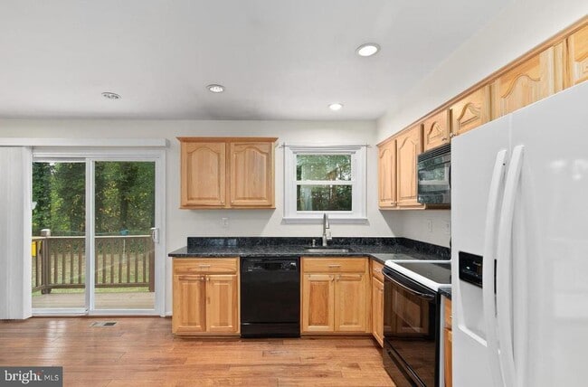 Photo - 7660 Turnbrook Dr