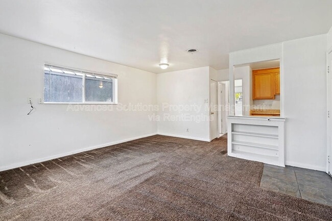 Photo - 370 E Sherman Ave Unidad 4