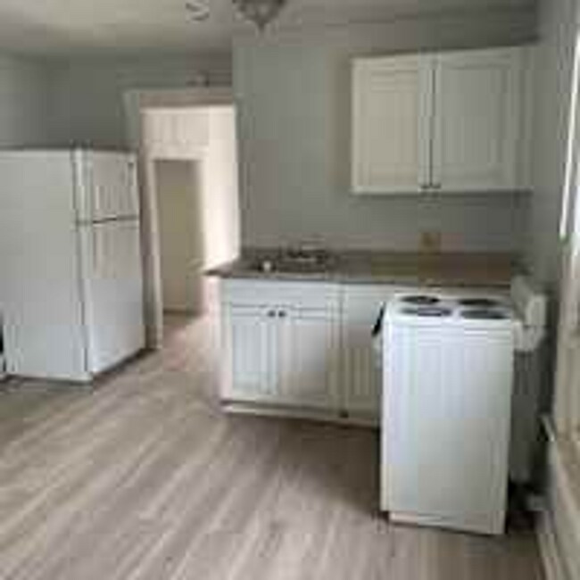 Photo - 612 26th St W Unit Apt. 2