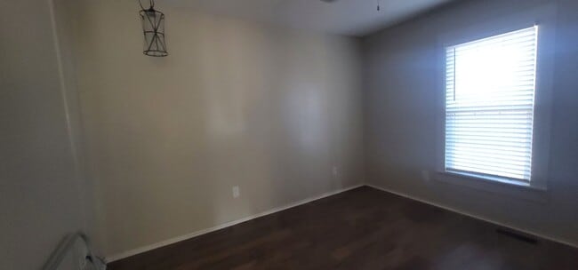 Photo - 2101 6th Ave