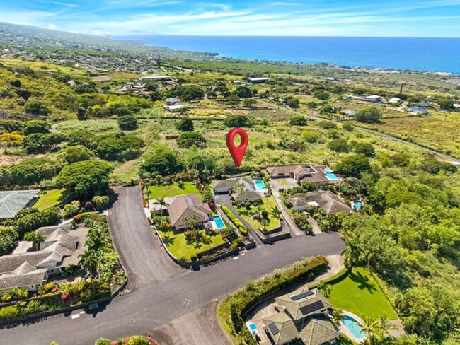 75-5614-R Hienaloli Rd