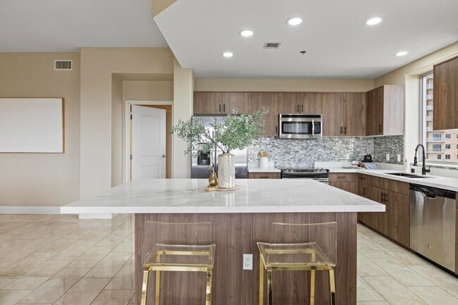 Building Photo - 8255 Las Vegas Blvd S Unit 802