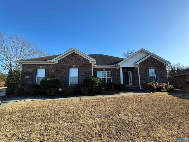 Building Photo - 126 Bilton Dr