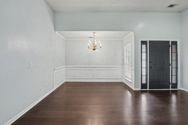 Photo - 152 Dovetail Crossing