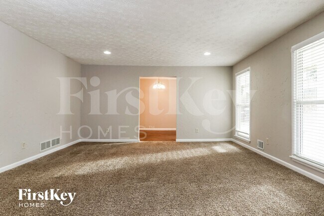 Photo - 2324 Sussex Ct