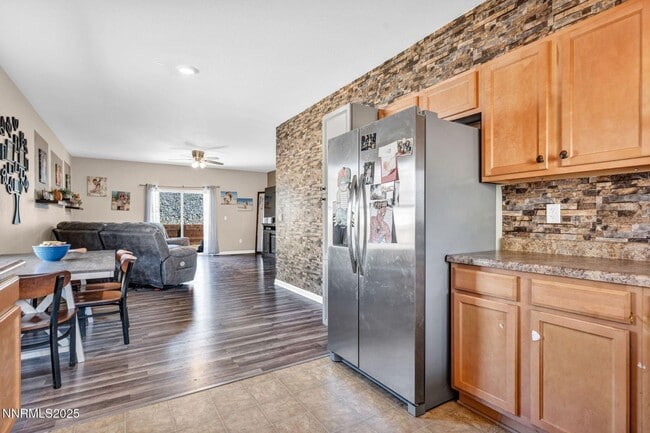 Photo - Great Location - Centrally Located - Quick...