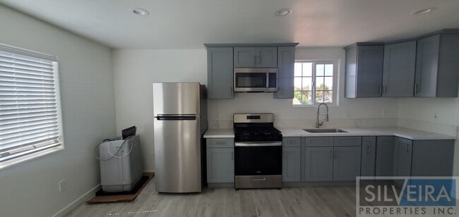 Building Photo - *All Utilities Paid* Brand New ADU at 521 ... Rental