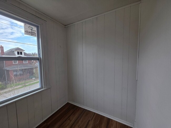 Photo - 4 bedroom 1 bathroom apartment for rent in Clairton PA