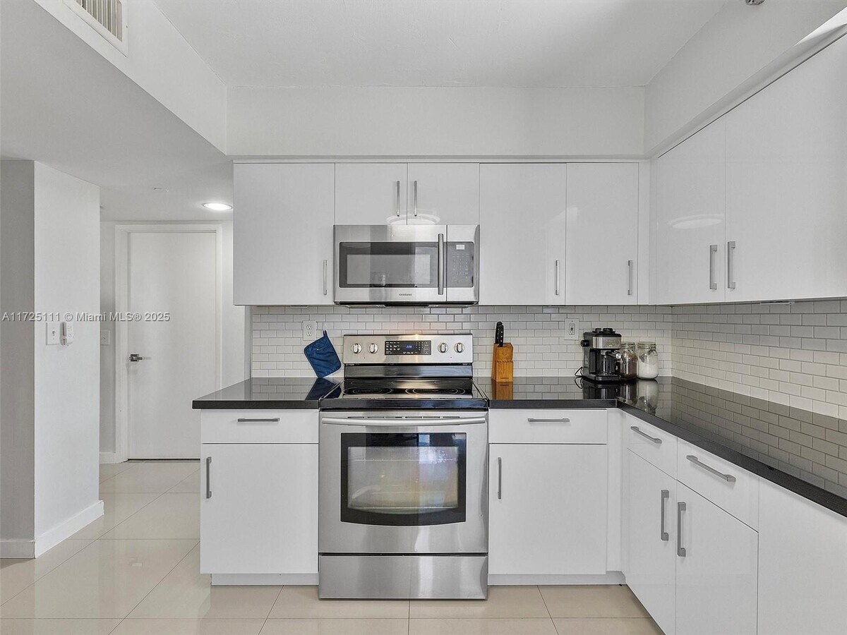 Photo - 3300 NE 191st St Condo Unit 701