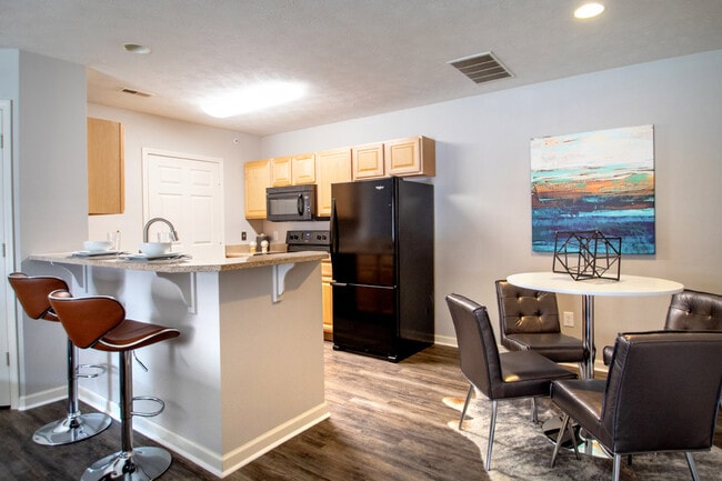 Kitchen & Dining - Ontario Place