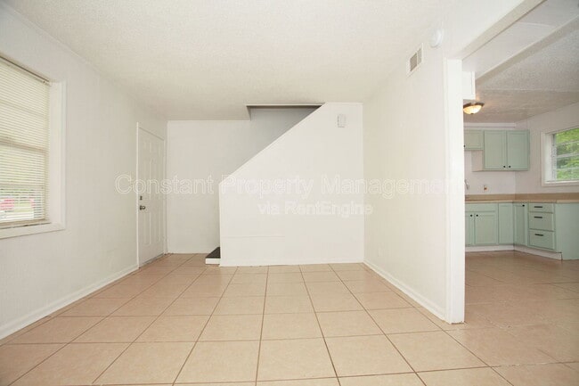 Photo - 929 Magnolia Dr