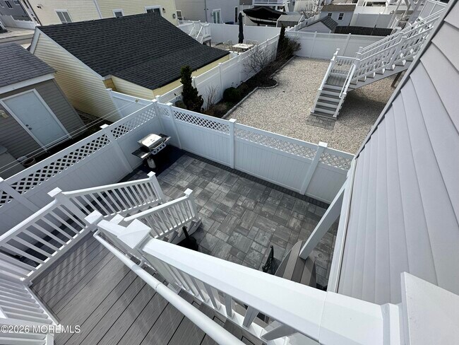 Photo - 17 7th Ave Unit REAR/SIDE