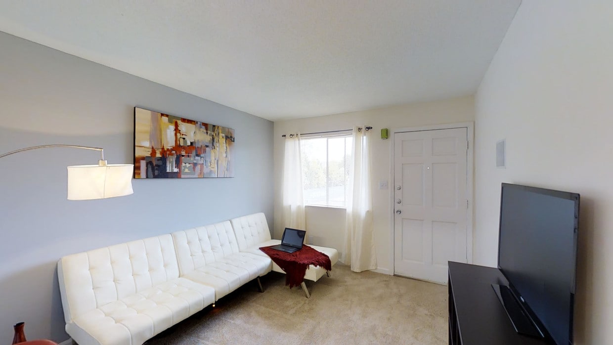 Photo - Duke Manor- Students save up to 10%! Apartments