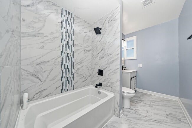 Photo - 1504 Hanover St Unit 2