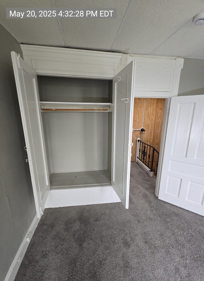 Photo - 1907 W Mulberry St