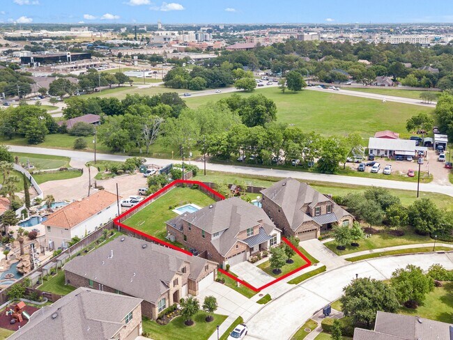 Photo - 24910 Meadowthorn Crest Ln