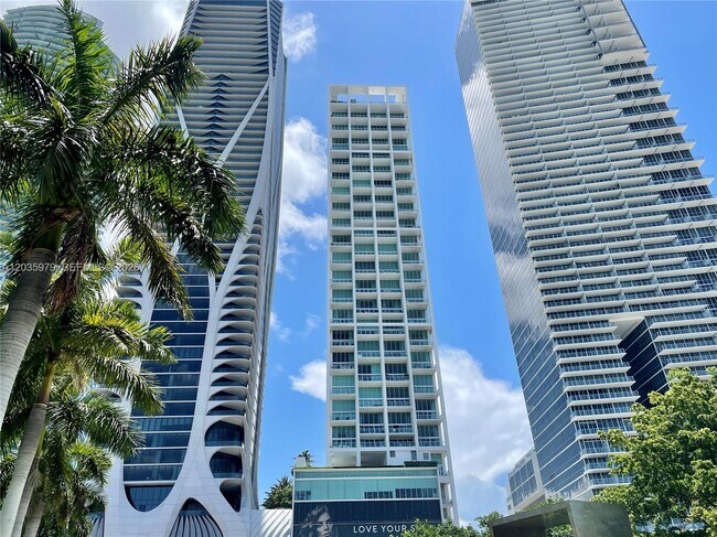 Photo - 1040 Biscayne Blvd Unidad 1105