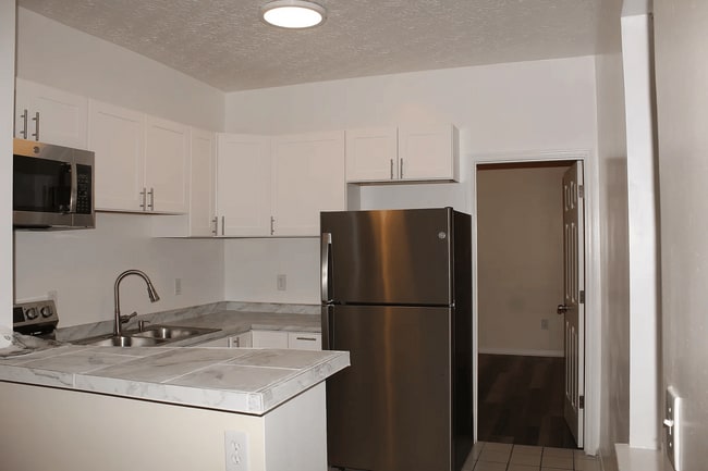 Photo - 1231 Lincoln Ave Unit #2