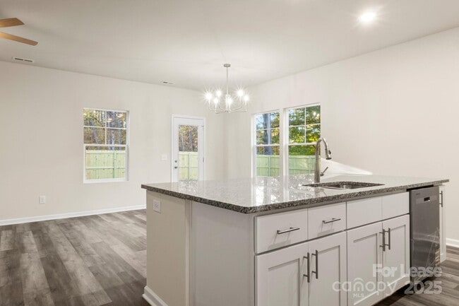 Photo - 990 Shearer Rd